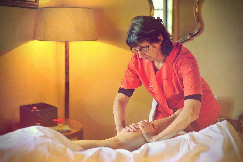 โฮเต็ล ลา เมซอง เดส คอนซัลส์ Bed & Breakfast เมียร์พัวซ์ ภายนอก รูปภาพ