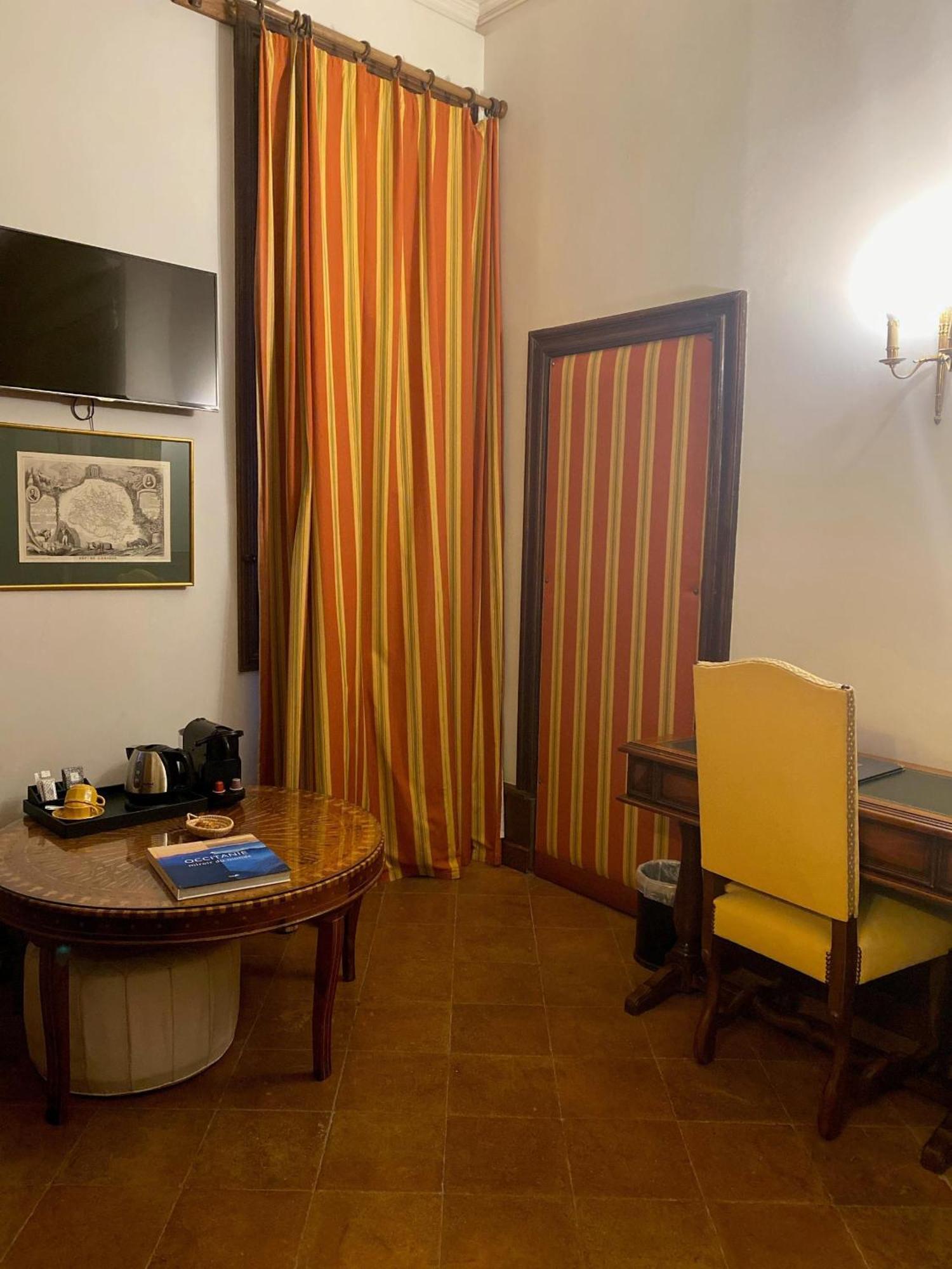 โฮเต็ล ลา เมซอง เดส คอนซัลส์ Bed & Breakfast เมียร์พัวซ์ ห้อง รูปภาพ
